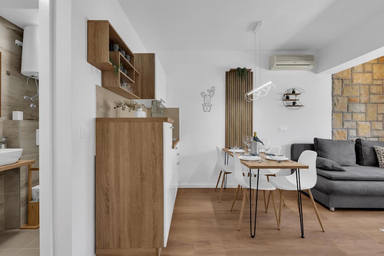 Rafael Apartment Makarska Exterior foto
