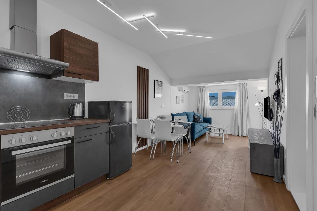 Rafael Apartment Makarska Exterior foto